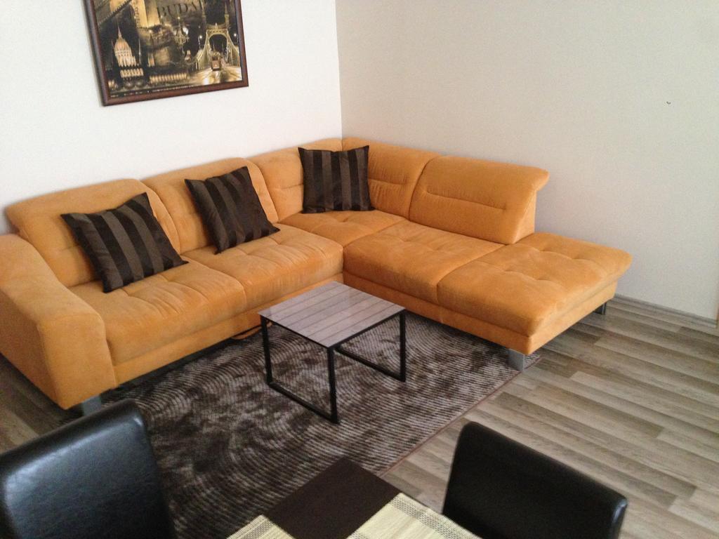 Dominique Apartment Βουδαπέστη Εξωτερικό φωτογραφία