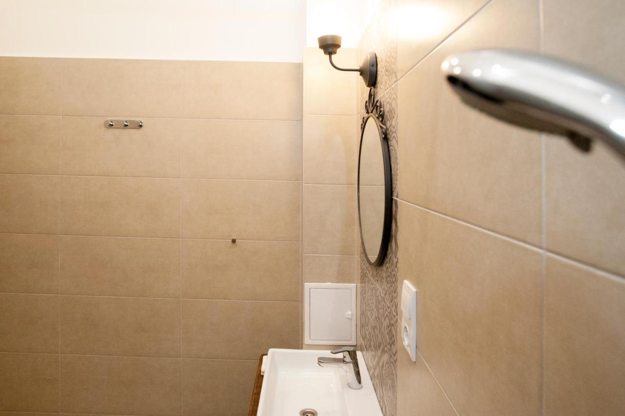 Dominique Apartment Βουδαπέστη Εξωτερικό φωτογραφία